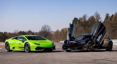 Pojedynek Lamborghini Huracan vs McLaren 570GT - prezent dla chłopaka