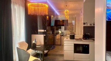 Pobyt w Glass-House Apartments - prezent na rocznicę związku