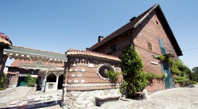 Zwiedzanie Winnic Jaworek z degustacją - prezent na rocznicę związku